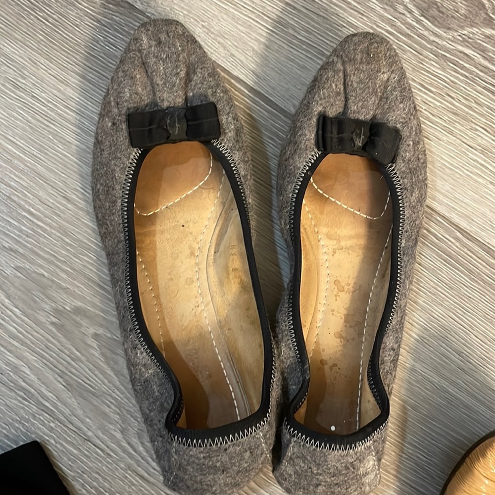 Beautiful ferragamo my joy flats